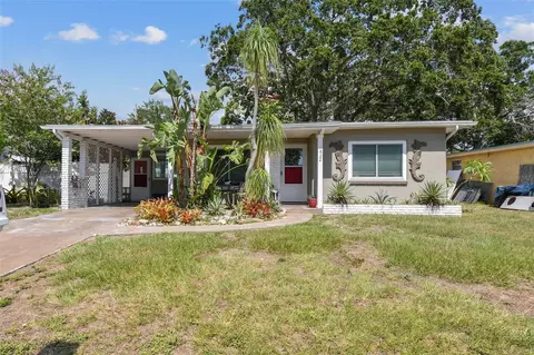 862 Park St S, South Pasadena, FL 33707