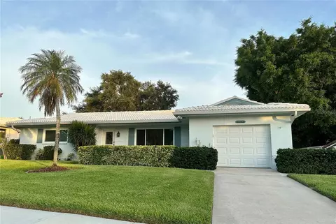 11862 67th Ave, Seminole, FL 33772
