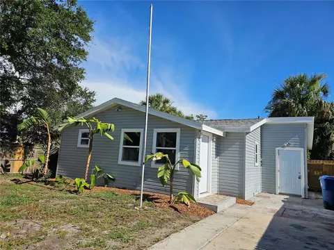 205 2nd Ave NW, Largo, FL 33770