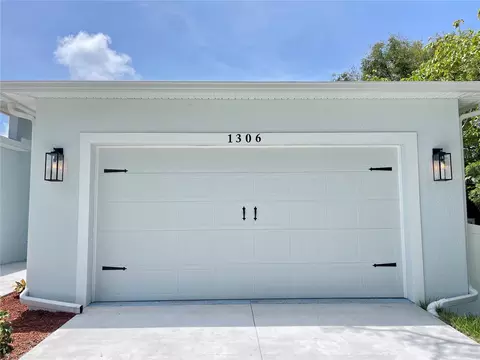 1306 E Lemon St, Tarpon Springs, FL 34689