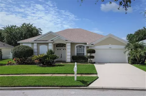 25924 Risen Star Dr, Wesley Chapel, FL 33544