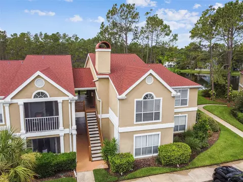 9481 Highland Oak Dr #1215, Tampa, FL 33647