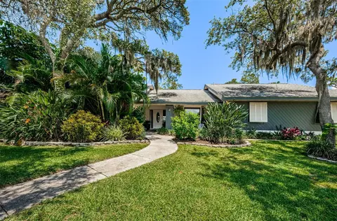 3094 Enisglen Dr, Palm Harbor, FL 34683