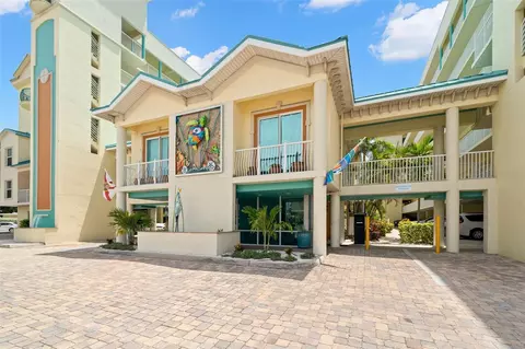 12000 Gulf Blvd #203-W, Treasure Island, FL 33706