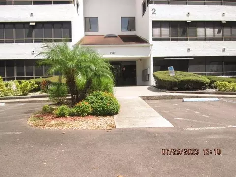 2581 Countryside Blvd #2110, Clearwater, FL 33761
