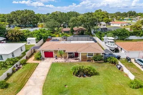 3725 Yardley Ave N, Saint Petersburg, FL 33713