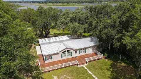 173 E Cowpen Lake Rd, Hawthorne, FL 32640