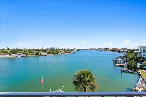 285 107th Ave #501, Treasure Island, FL 33706