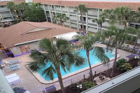 801 83rd Ave N #515, Saint Petersburg, FL 33702