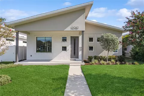 5053 Dartmouth Ave N, Saint Petersburg, FL 33710