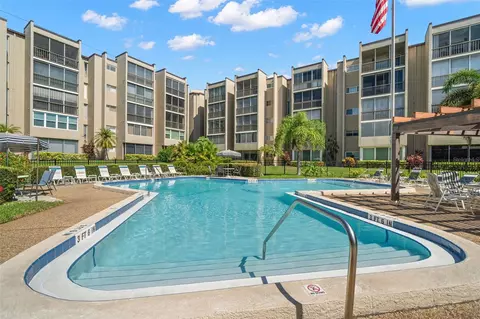 1247 S Martin Luther King Jr Ave #104, Clearwater, FL 33756