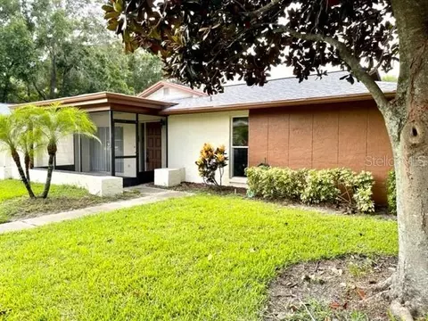 2201 Shelly Dr #B, Palm Harbor, FL 34684