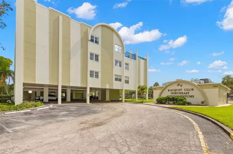 4681 1st St NE #202, Saint Petersburg, FL 33703