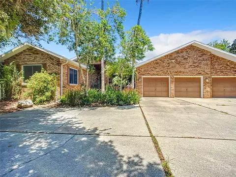 983 SE 1st Ct, Crystal River, FL 34429