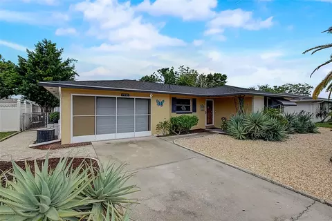 7905 Mimosa Dr, Port Richey, FL 34668