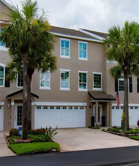 40 Seagrape Cir, Clearwater, FL 33759