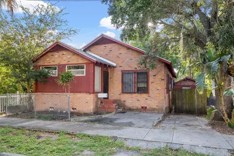1126 Highland St S, Saint Petersburg, FL 33701