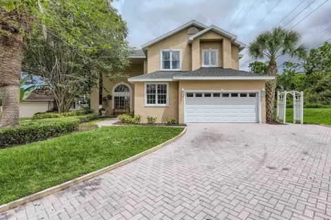 7630 Cumberland Rd, Seminole, FL 33777
