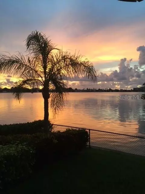 210 Palm Is SW, Clearwater Beach, FL 33767