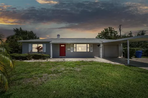 6301 17th Ln N, Saint Petersburg, FL 33702