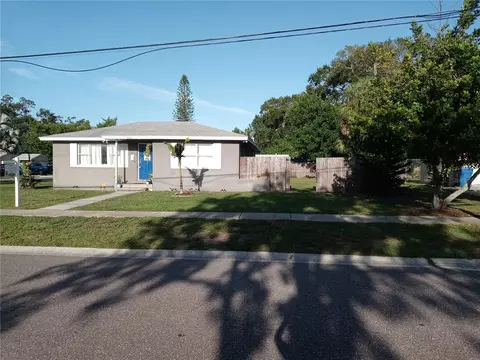 2323 46th St S, Saint Petersburg, FL 33711