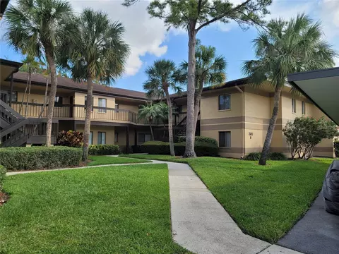 2683 Sabal Springs Cir #103, Clearwater, FL 33761