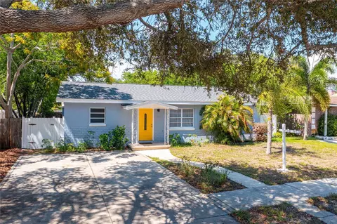 6319 9th Ave S, Gulfport, FL 33707