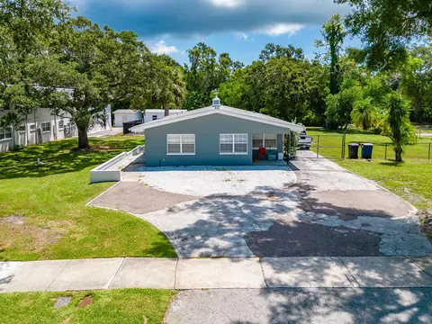 105 N Lady Mary Dr, Clearwater, FL 33755