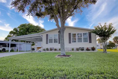 50 Village Green Way #6, Palm Harbor, FL 34684
