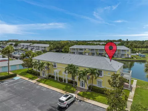 4715 Coquina Key Dr SE #D, Saint Petersburg, FL 33705