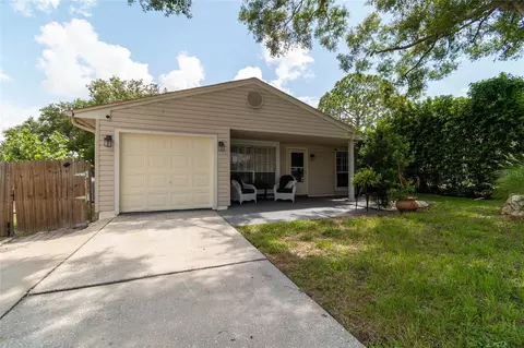 2696 Cedarbrooke Dr, Palm Harbor, FL 34684