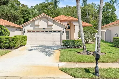 1123 Dartford Dr, Tarpon Springs, FL 34688