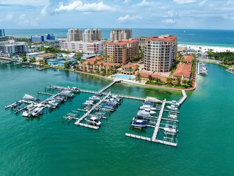 521 Mandalay Ave #1401, Clearwater Beach, FL 33767