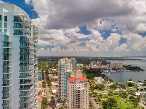 100 1st Ave N #3906, Saint Petersburg, FL 33701