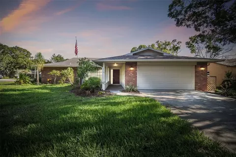 618 Sugar Mill Rd, Tarpon Springs, FL 34689