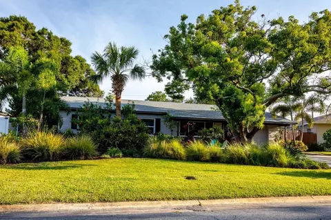 6380 25th Ave N, Saint Petersburg, FL 33710
