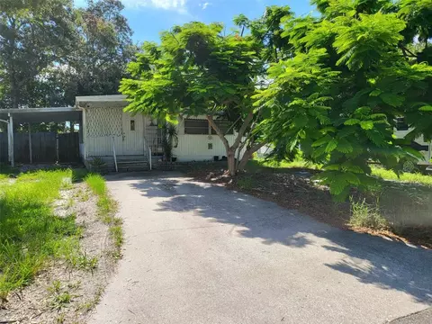 5309 W Pine St N, Saint Petersburg, FL 33709