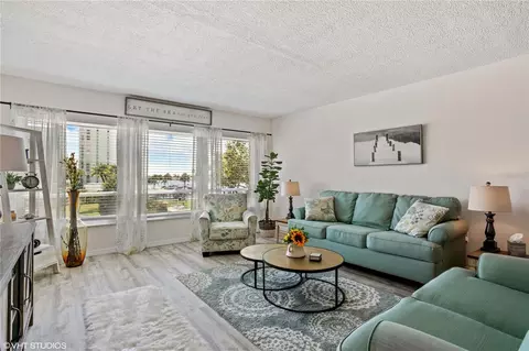 6363 Gulf Winds Dr #332, Saint Pete Beach, FL 33706