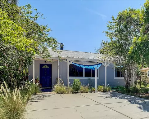 926 Gray St S, Gulfport, FL 33707