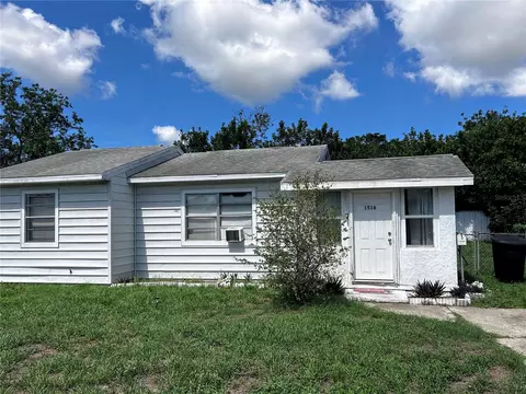 1516 58th St N, Saint Petersburg, FL 33710