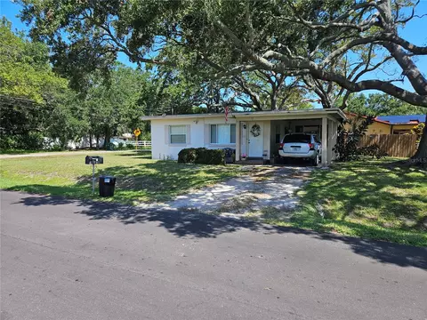 14883 Sunset Dr, Largo, FL 33774