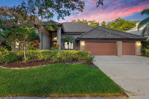 2301 Pinnacle Cir N, Palm Harbor, FL 34684