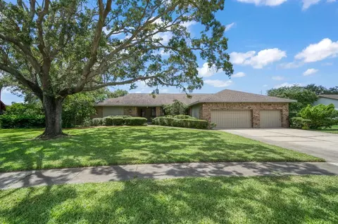 1937 Cove Ln, Clearwater, FL 33764