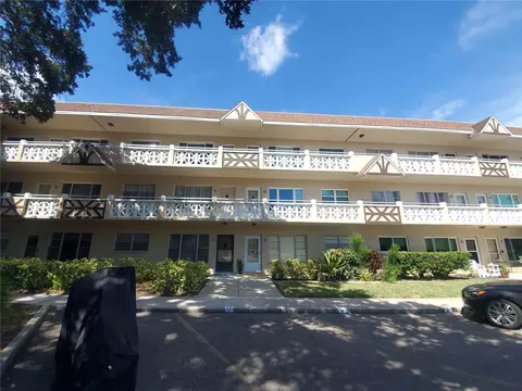 2310 Denmark St #40, Clearwater, FL 33763