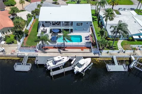 3210 Seaway Dr, New Port Richey, FL 34652