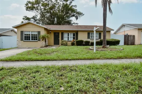 2080 Powderhorn Dr, Clearwater, FL 33755