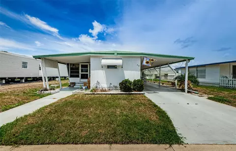35 Drury Ln, Tarpon Springs, FL 34689