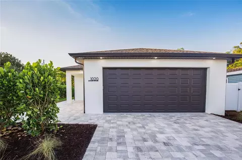 1020 Rosery Rd NW, Largo, FL 33770