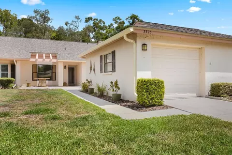 3323 Lori Ln, New Port Richey, FL 34655