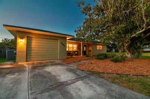 5201 34th Ave N, Saint Petersburg, FL 33710